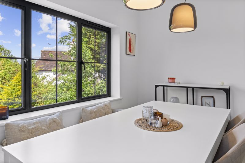 Dining- click for photo gallery